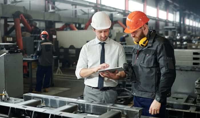 How-often-do-you-need-to-replace-hard-hats