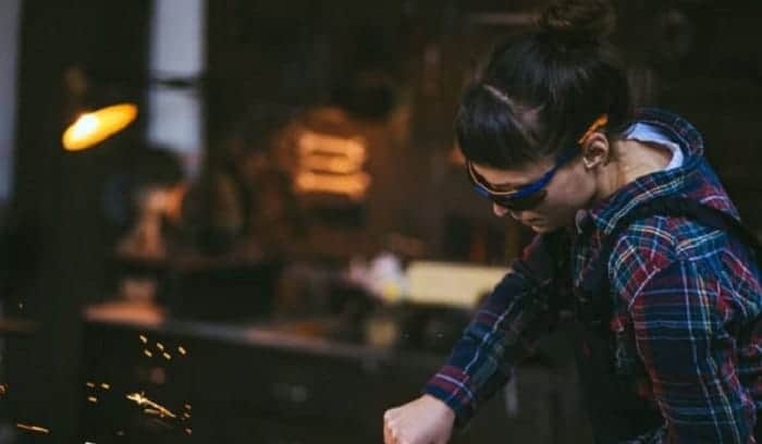 best-safety-glasses-for-welder