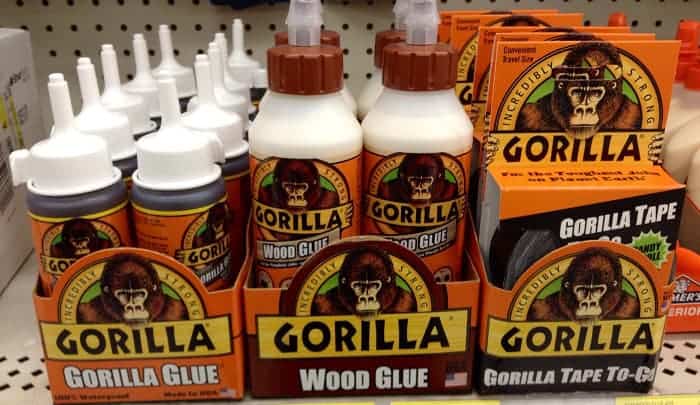 how to get gorilla glues off glasses