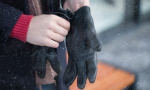 best lightweight winter gloves
