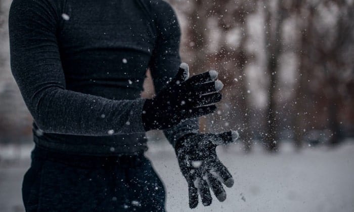 best-thin-gloves-for-extreme-cold