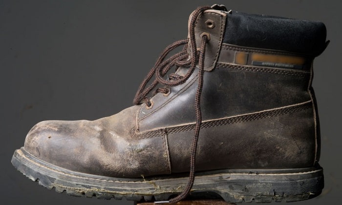 Hiking Boots Vs Work Boots: Similarities and Differences