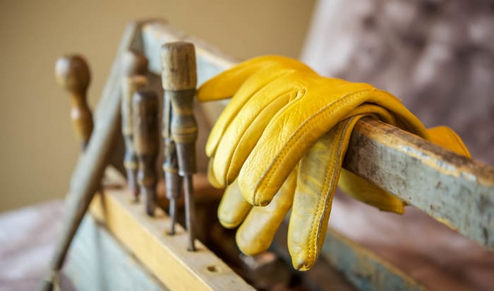 best way to stretch leather gloves