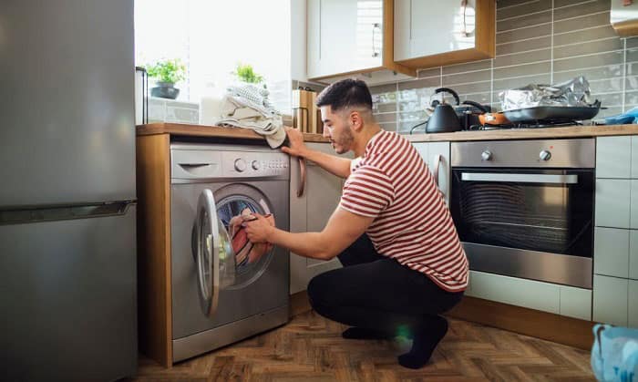 can you wash leather gloves in washing machine