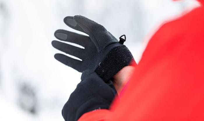 keep fingers warm in gloves