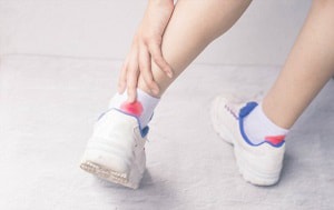 prevent-shoes-from-cutting-ankle